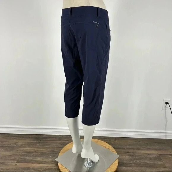 💕Eddie Bauer cropped outdoor pants 8 - Picture 3 of 10